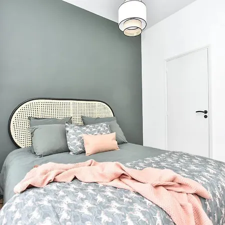 Charming Flat In Montmartre - Imhost شقة باريس