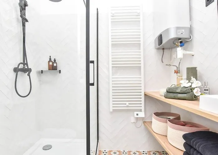 Charming Flat In Montmartre - Imhost * 巴黎